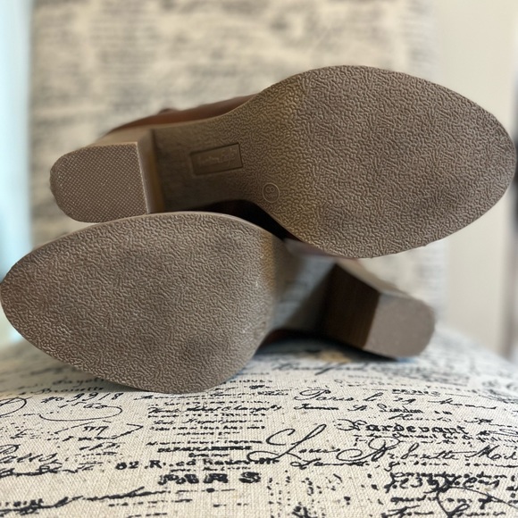 American Eagle Ankle Booties - Picture 2 of 4